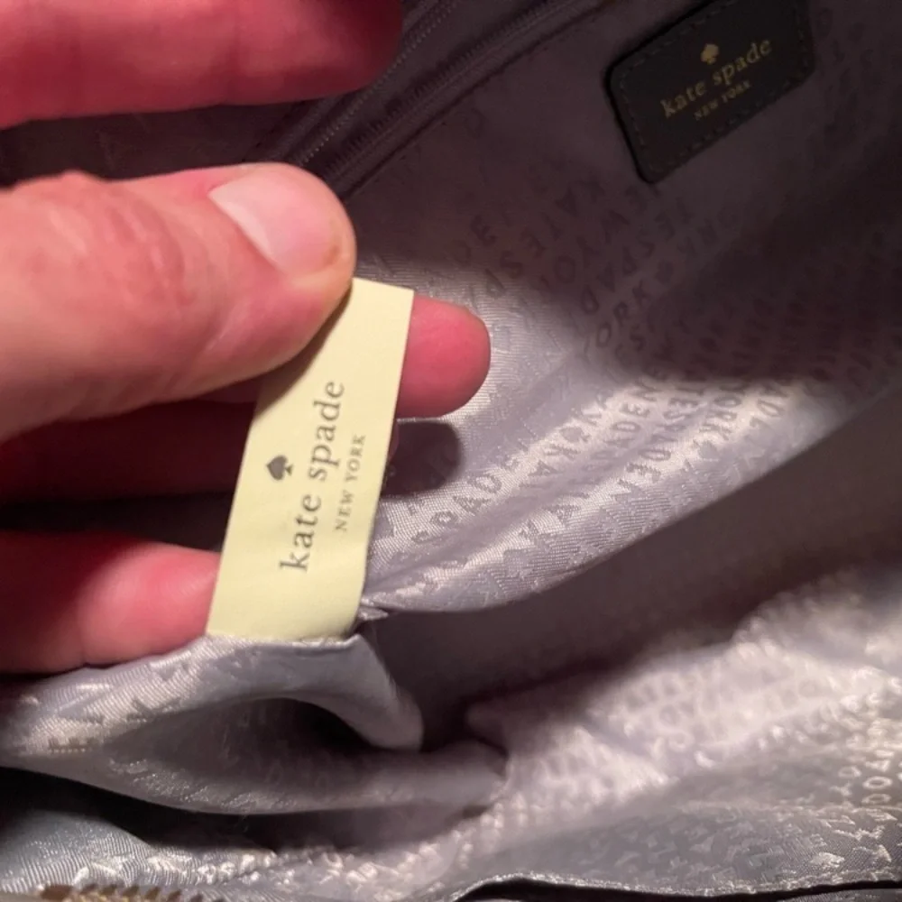 Near Mint! Kate Spade Bixby Place Camryn Large Patent Leather Tote 1st Edition - Picture 11 of 15